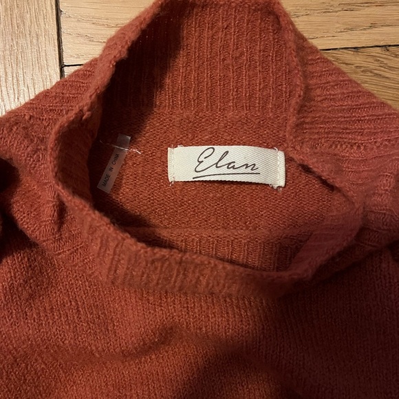 Elan Women’s Turtleneck Sweater Size Medium - Picture 4 of 4